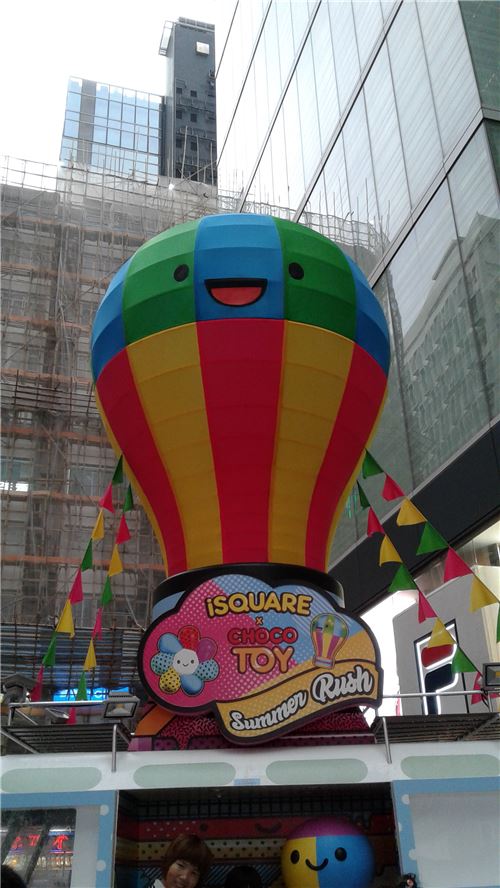 Check out the iSquare x ChocoToy fun in Hong Kong! 7
