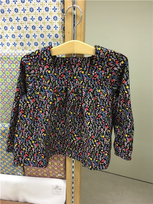 What a great top for Spring!