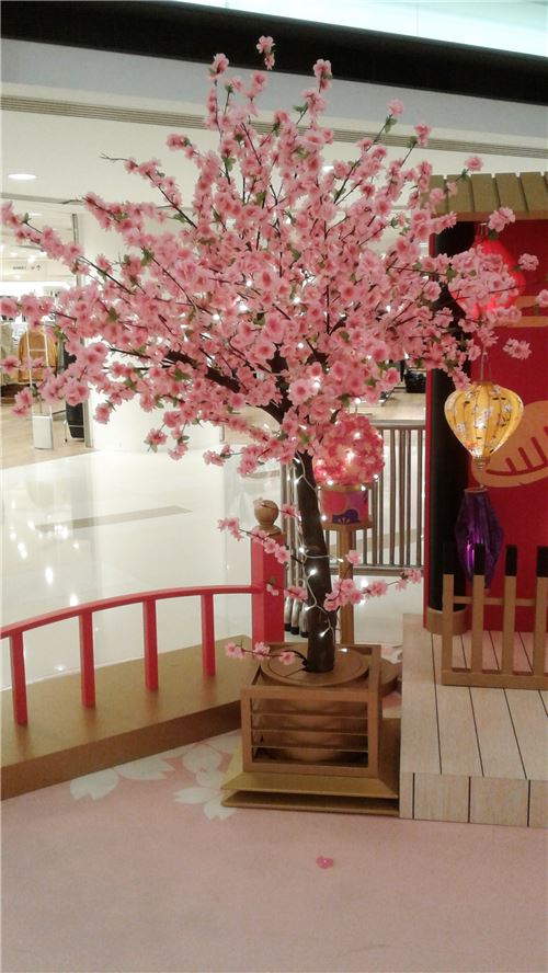 A gorgeous little cherry blossom tree decoration!