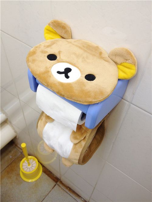 The brown bear Rilakkuma toilet paper holder