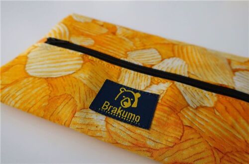 What a fun pouch!
