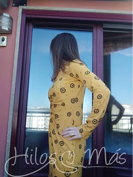 Fitted dress sewing project by hilosymasdiy! 3