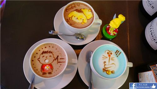 Fun latte art in Hong Kong's cafe R&C, picture from U-Travel Blog