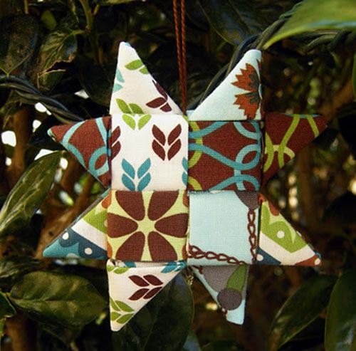 A beautiful DIY Christmas star, image courtesy of Betz White