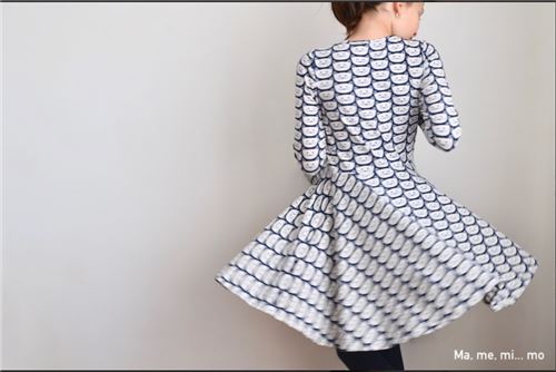 What a pretty dress to twirl in!