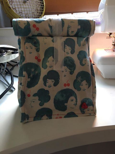 This makes a great lunchbag.