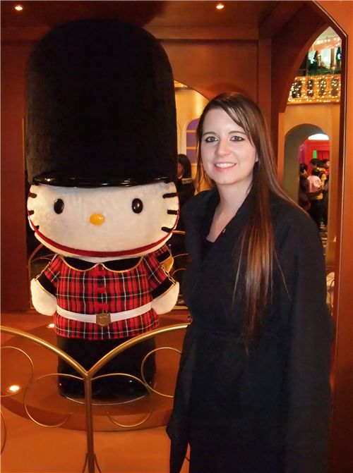 me and Hello Kitty London guard me and Hello Kitty London guard