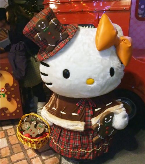 Christmas Hello Kitty with gingerbread cookies Christmas Hello Kitty with gingerbread cookies