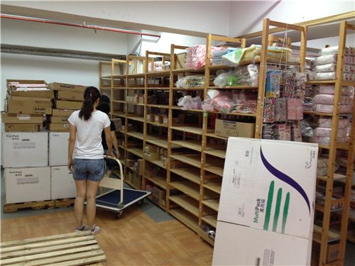 This is how it started: We're unpacking the very first shelf