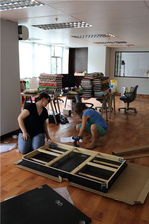 New furtniture has to be build too: Gabi and Bianca are building an IKEA table