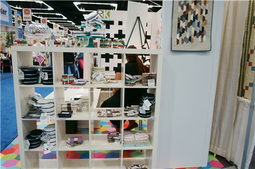 Robert Kaufman also presented fabric bundles and sewing accessories