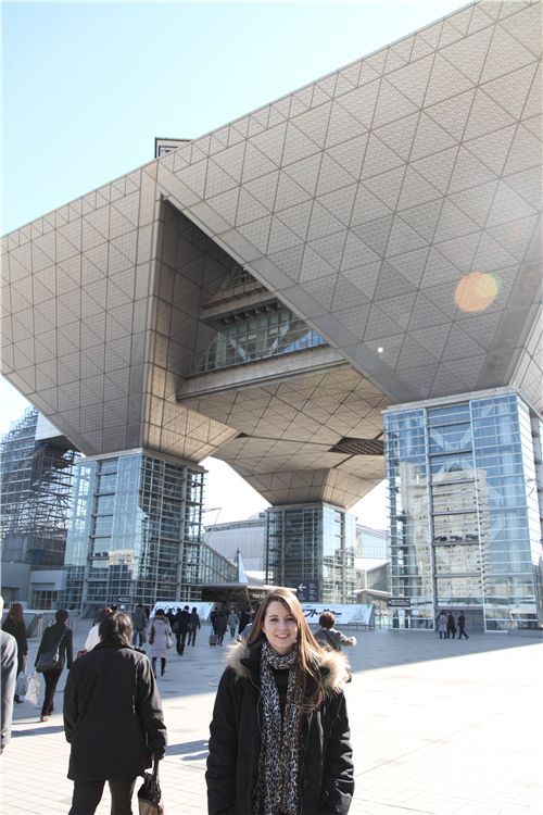 in front of Tokyo Bigh Sight, the exhibition center in Tokyo