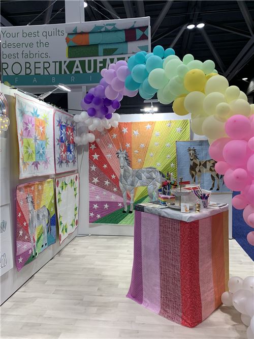 What a pretty unicorn display!