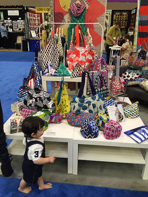 Easily carried away. Echino fabrics are perfect for sewing bags and pouches. Easily carried away. Echino fabrics are perfect for sewing bags and pouches.