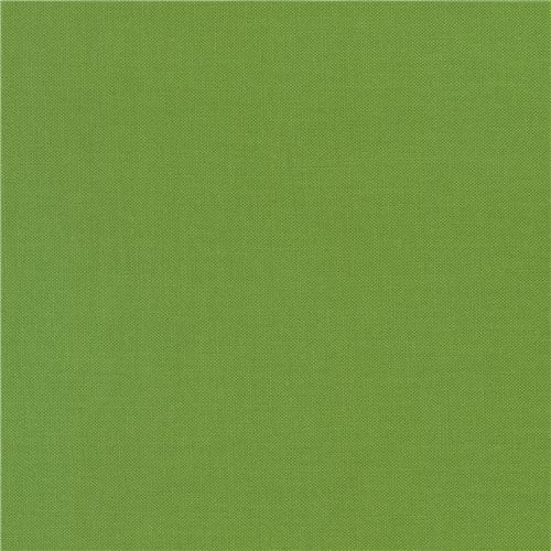 Robert Kaufman solid grass green Kona cotton fabric