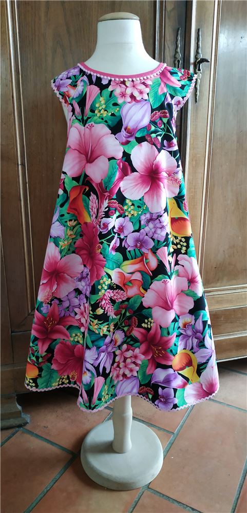 We love this dress, featuring tropical flowers!