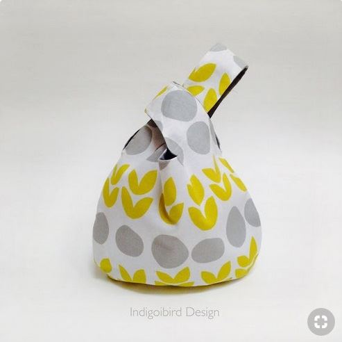 Stylish and practical! ( from indigobird-design.blogspot.com )