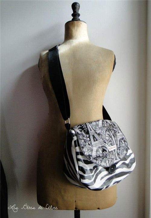Les Bêtes de Céline made a waterproof bag with two of our laminate fabrics